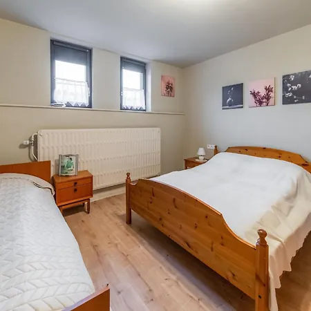 Ferienhaus In Bullingen With Garden Büllingen