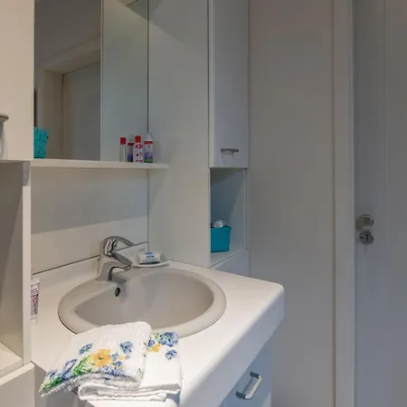 In Bullingen With Garden *