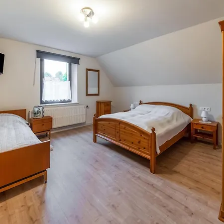 Ferienhaus In Bullingen With Garden