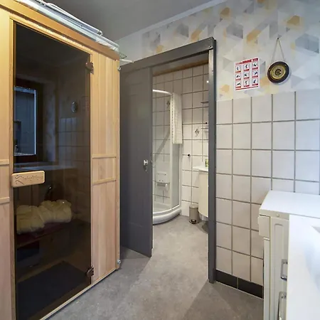 In Bullingen With Garden