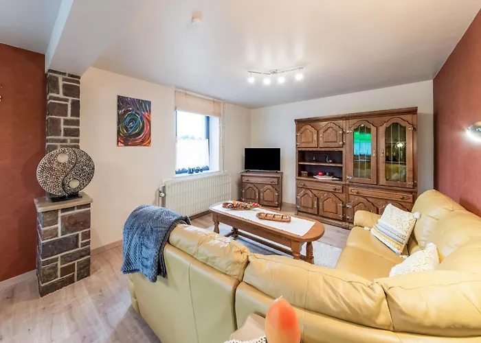 In Bullingen With Garden